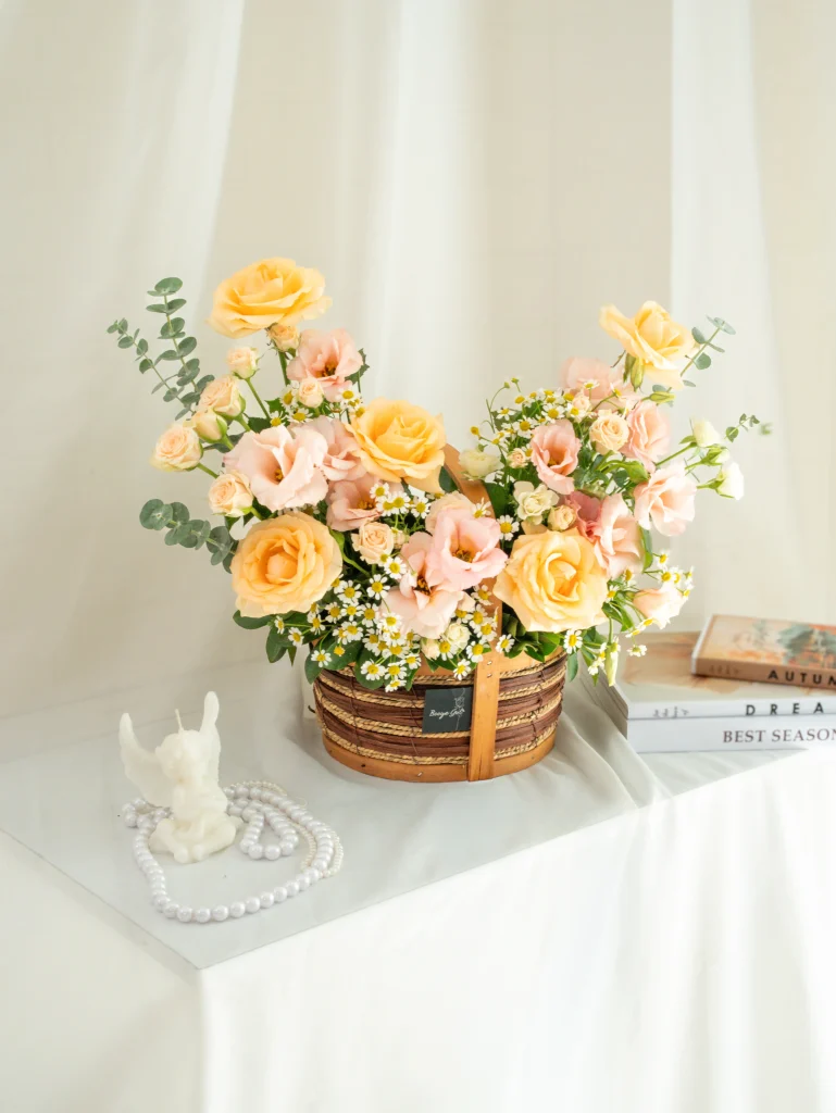 سبد گل نازنین